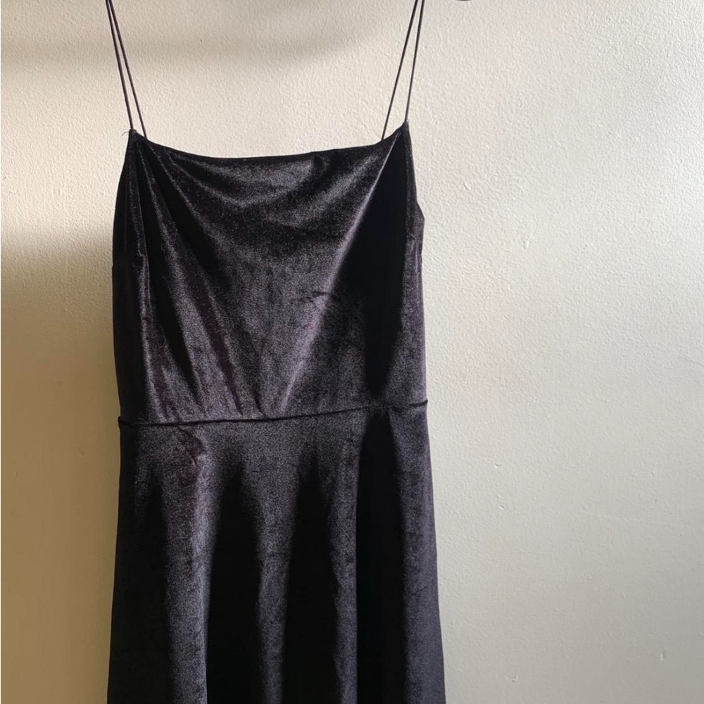 Urban Outfitters Black Velvet Mini Dress Size S 🖤